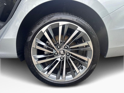2027 Skoda Superb