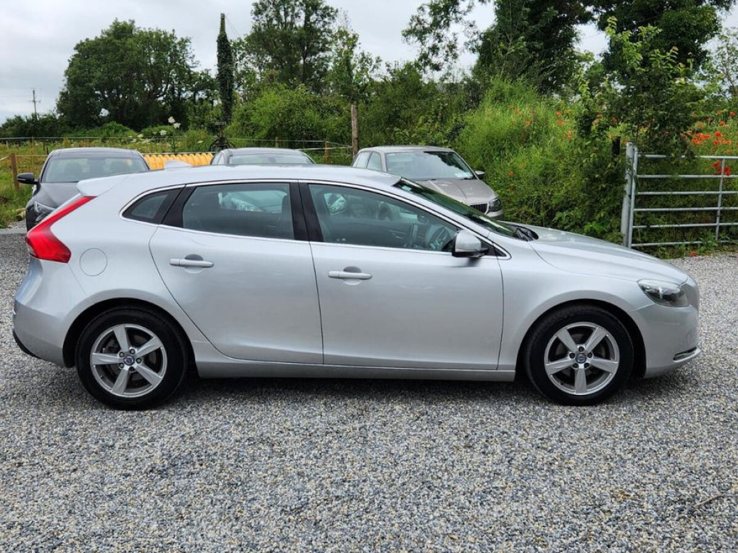2014 Volvo V40