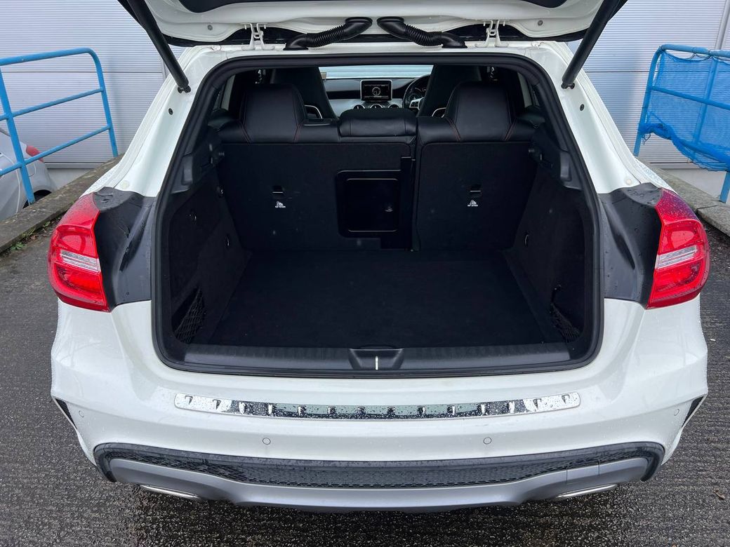 2015 Mercedes-Benz GLA Class