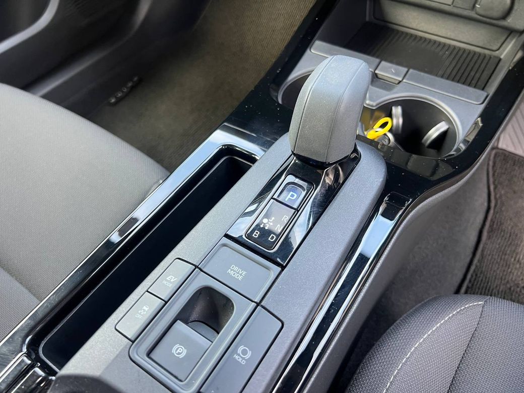 2024 Toyota Prius