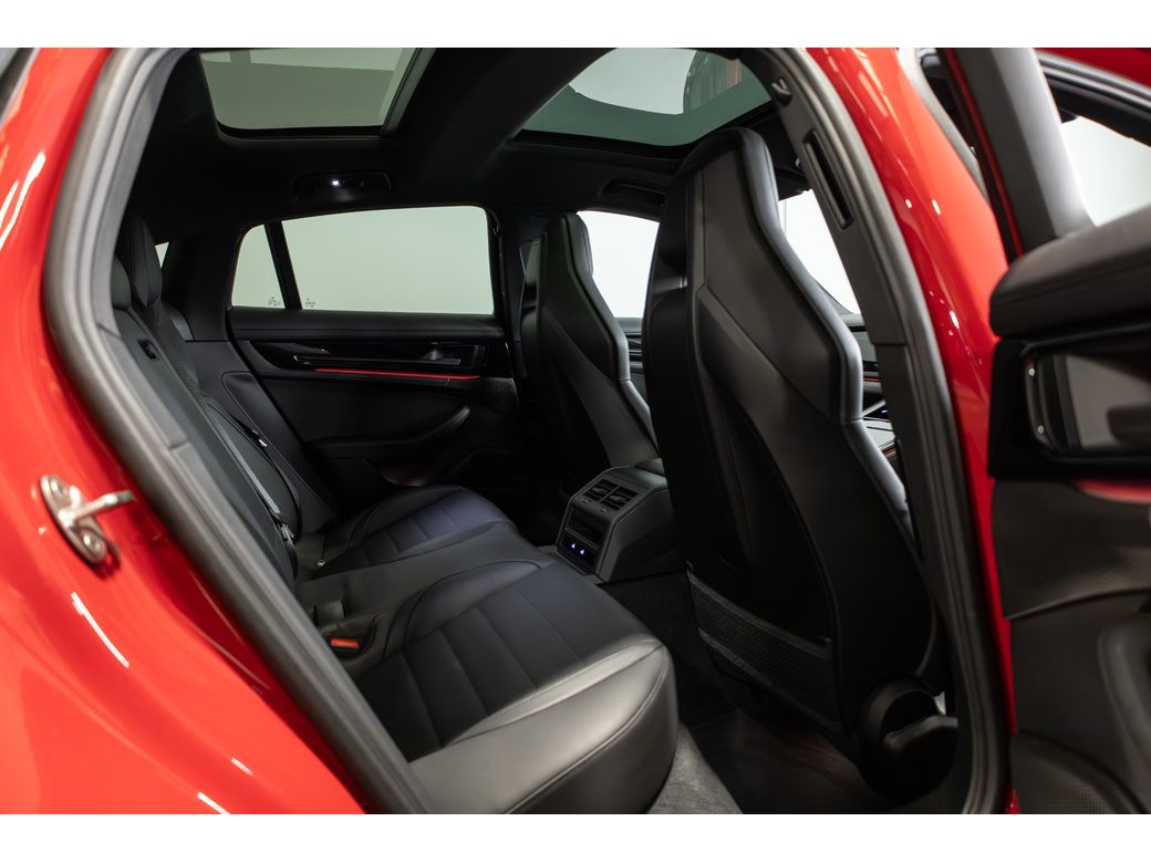 2025 Porsche Panamera