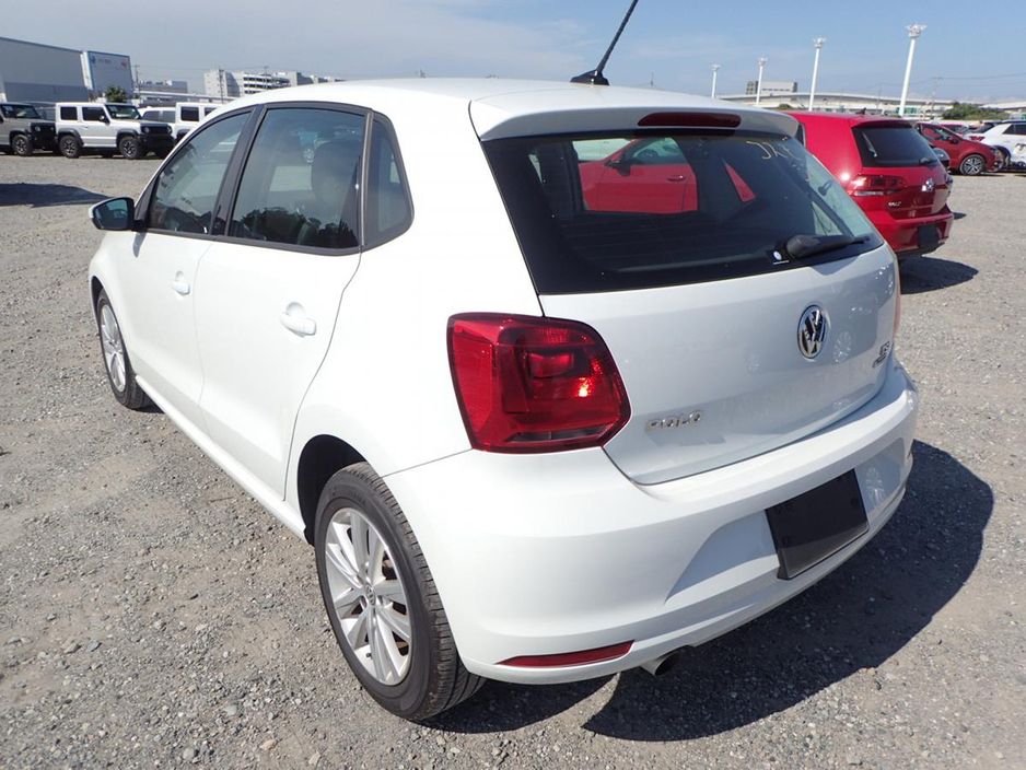 2017 Volkswagen Polo