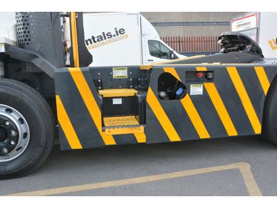 2017 Kalmar T2