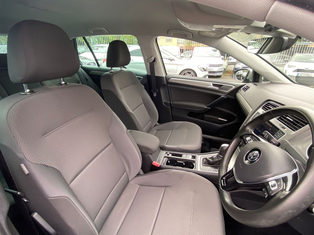 2017 Volkswagen Golf
