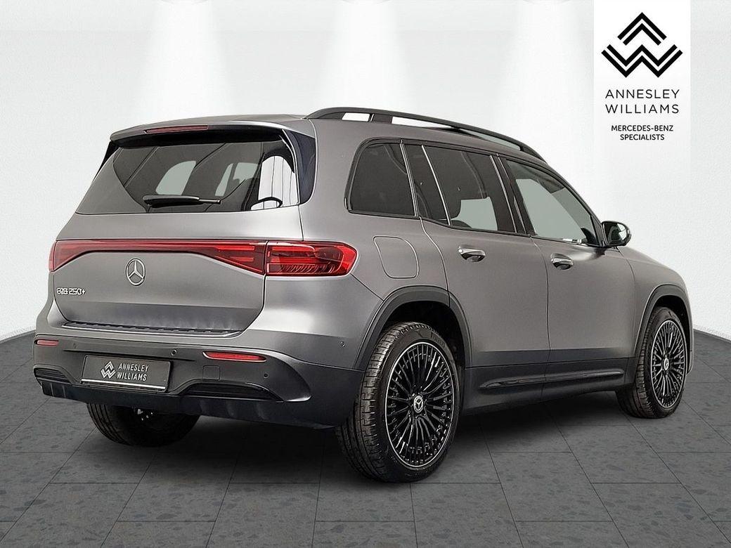 2025 Mercedes-Benz EQB