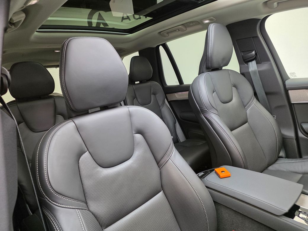 2025 Volvo XC90