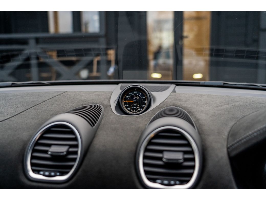 2024 Porsche 718 Cayman