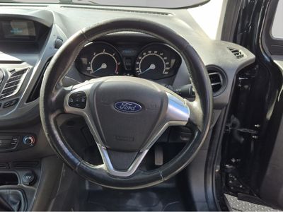 2017 Ford Transit Courier