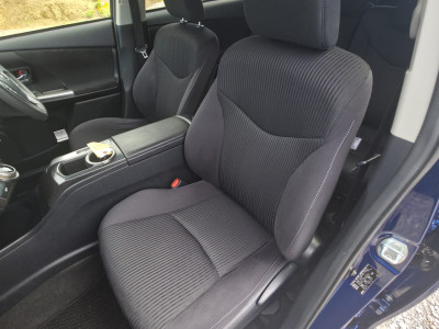 2017 Toyota Prius Alpha