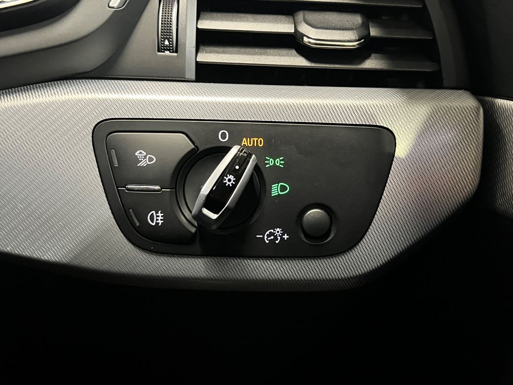 2016 Audi A4
