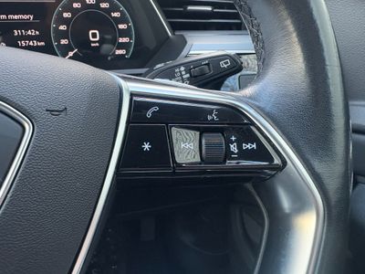 2022 Audi e-tron