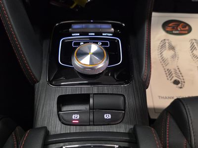 2024 MG ZS