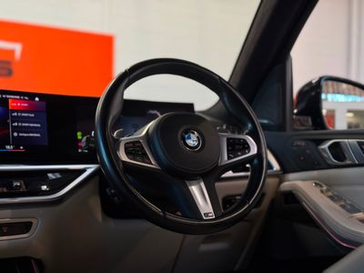 2022 BMW X7