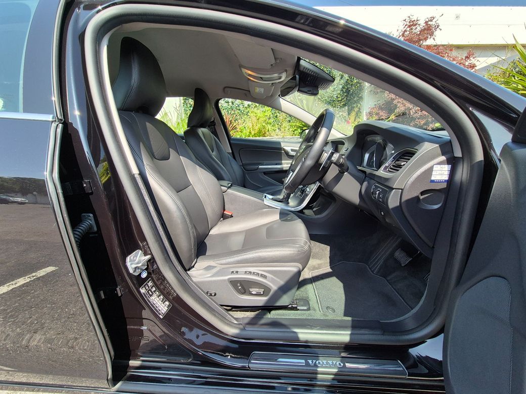 2018 Volvo V60