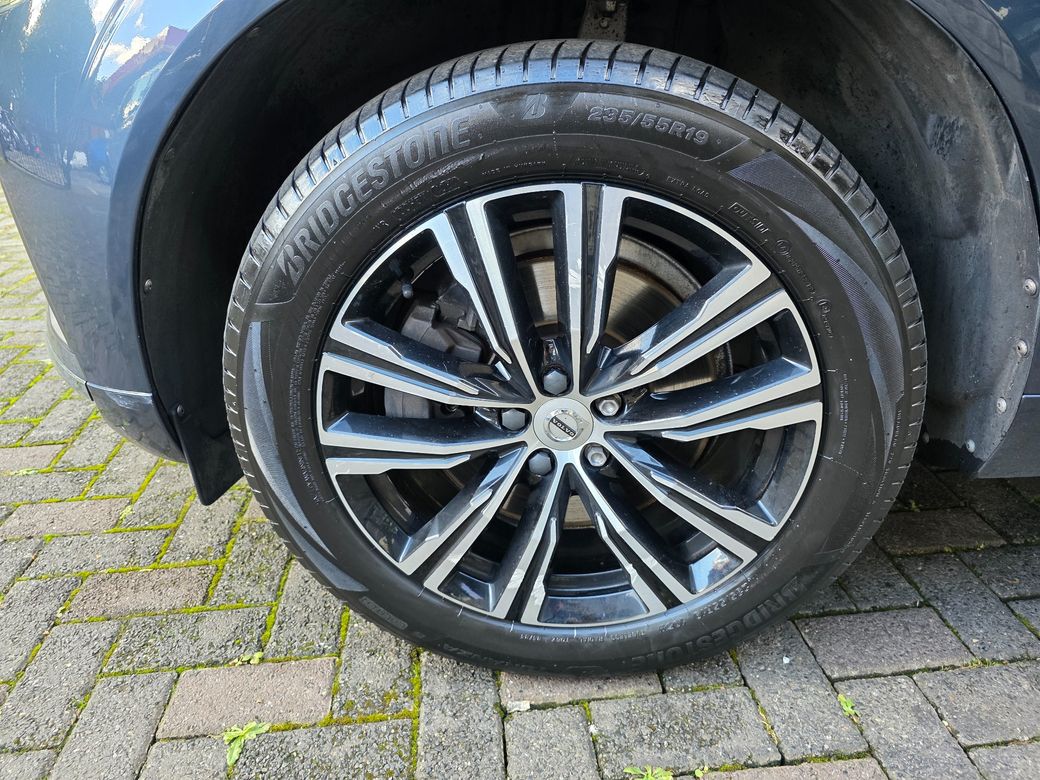 2022 Volvo XC60