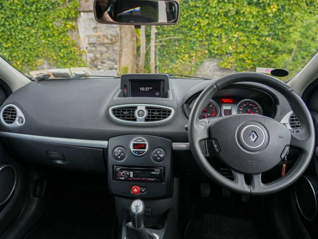 2010 Renault Clio