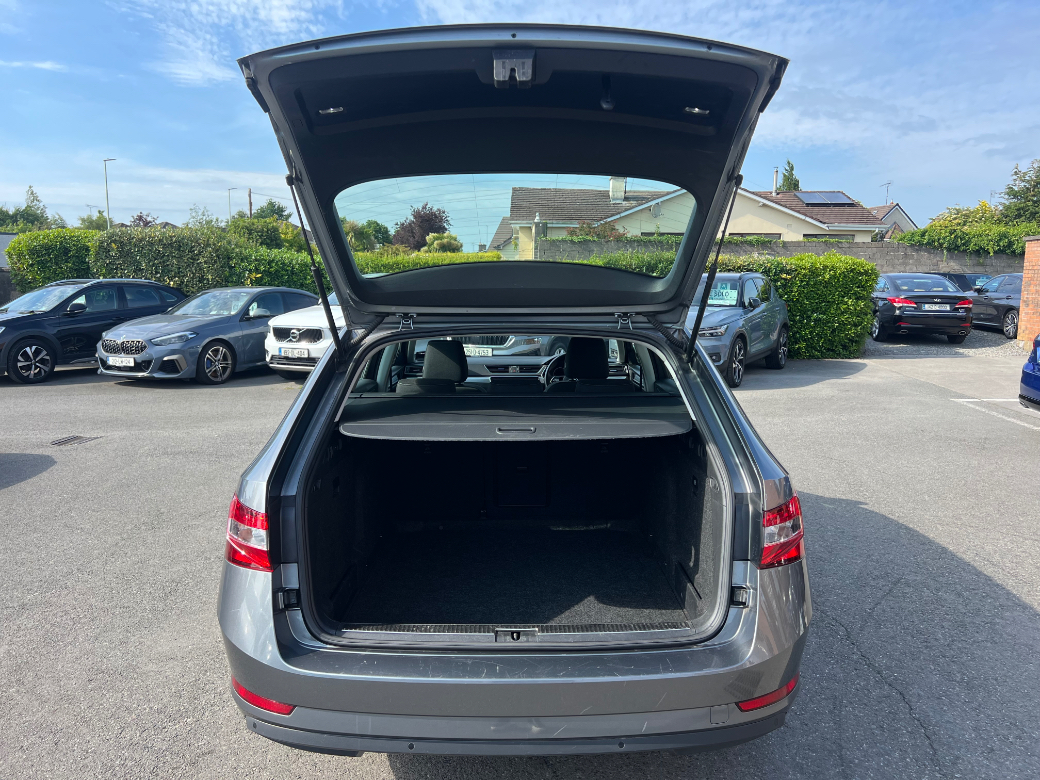 2022 Skoda Superb