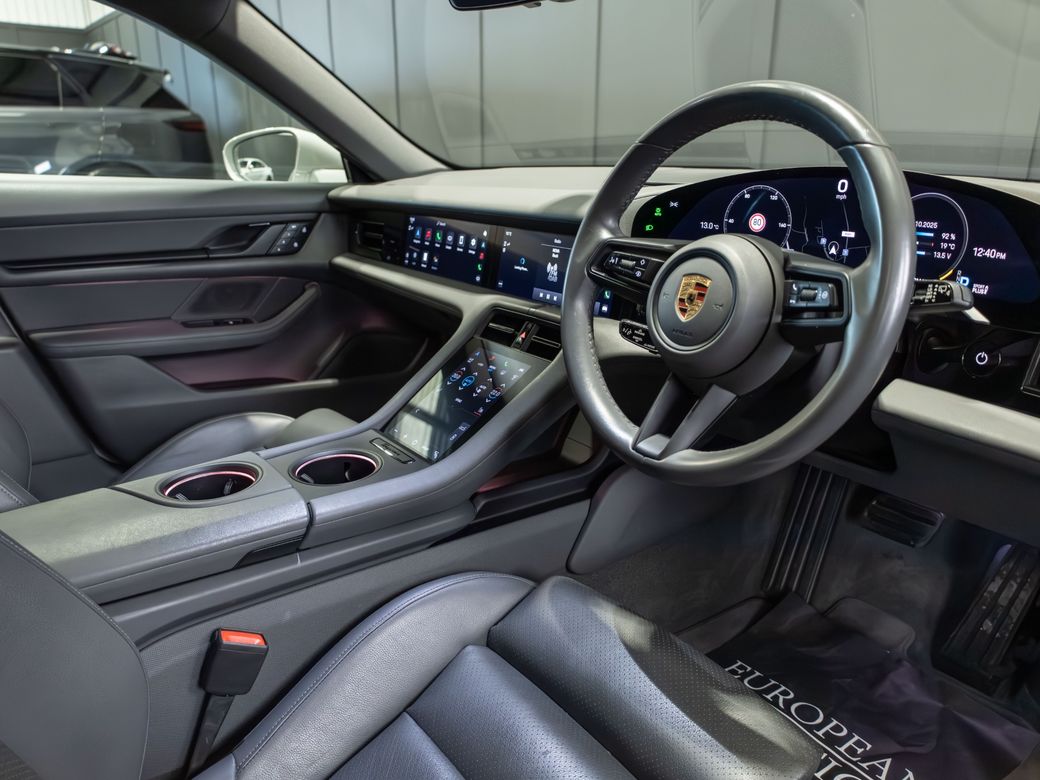2023 Porsche Taycan