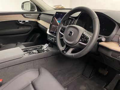 2025 Volvo XC90