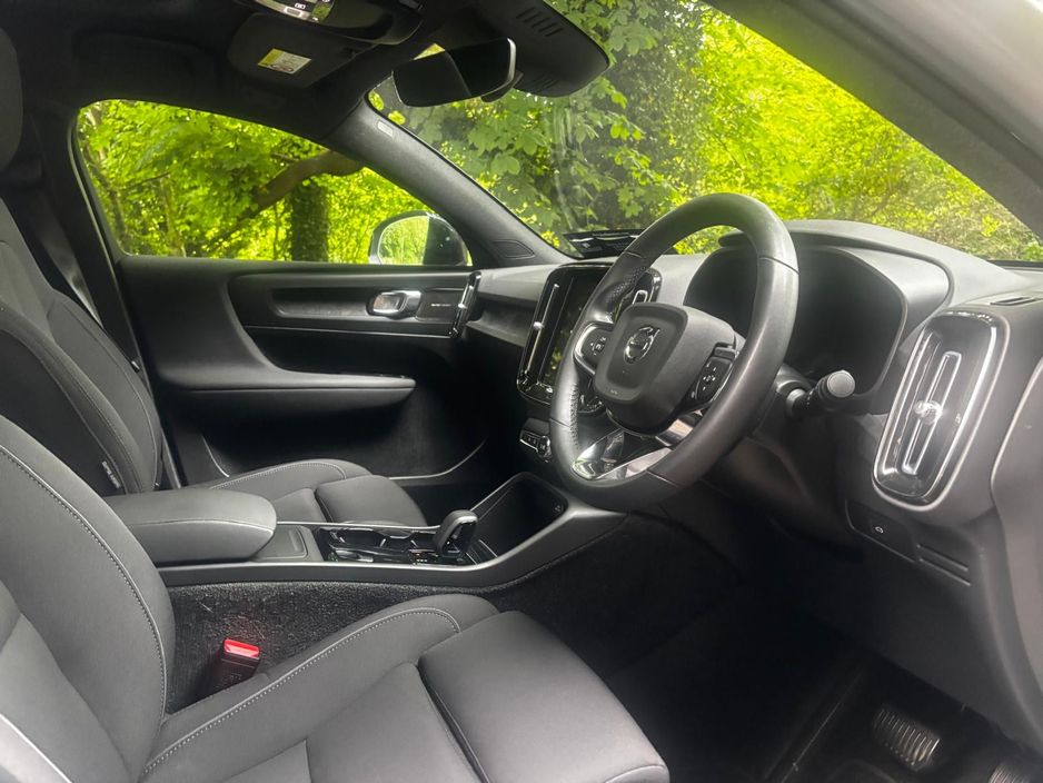 2022 Volvo C40
