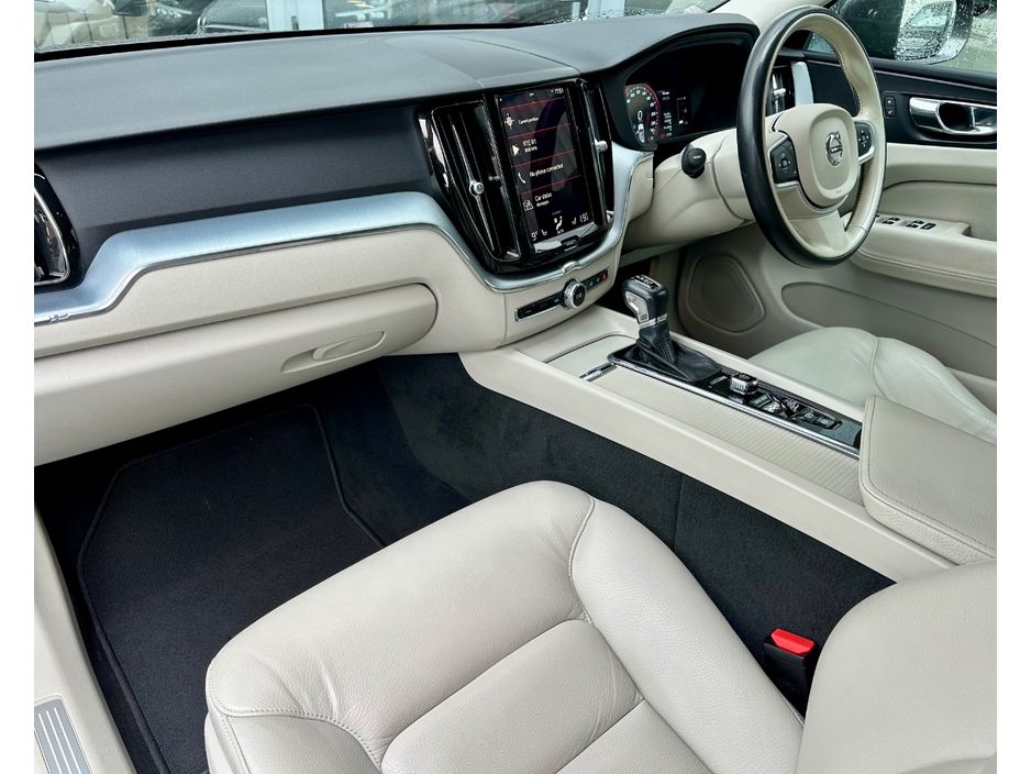 2017 Volvo XC60