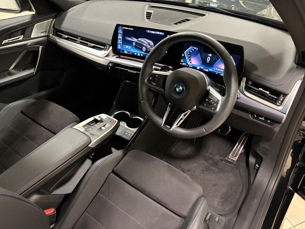 2025 BMW X1