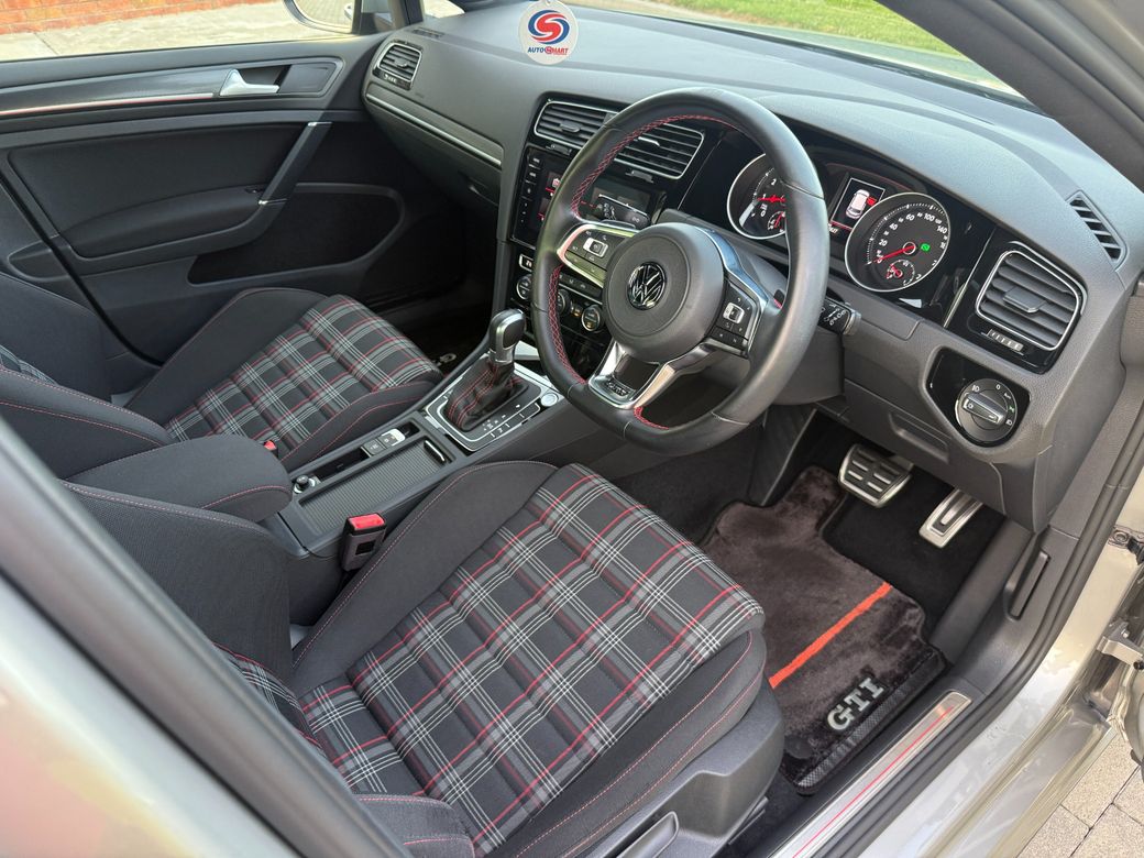 2017 Volkswagen Golf
