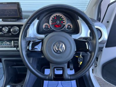 2016 Volkswagen up!