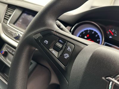 2020 Opel Astra