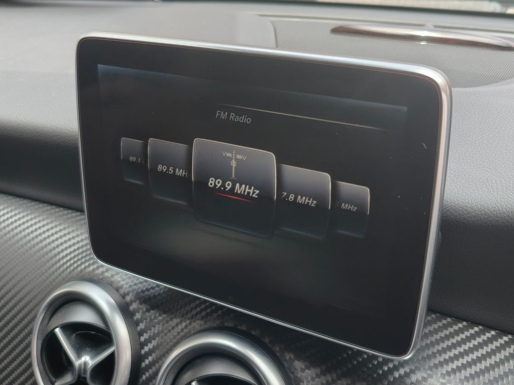 2016 Mercedes-Benz A 180