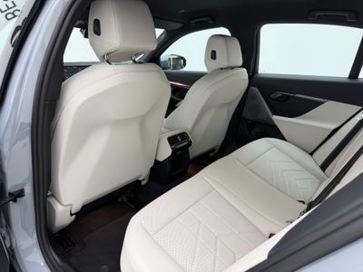 2024 BMW i5