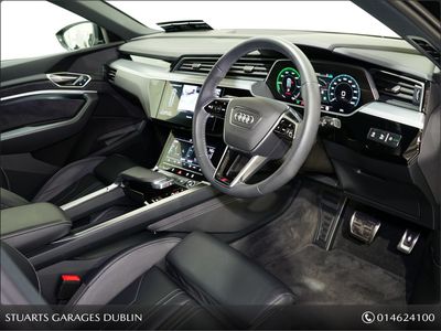 2024 Audi Q8 e-tron