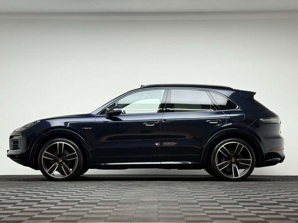 2023 Porsche Cayenne