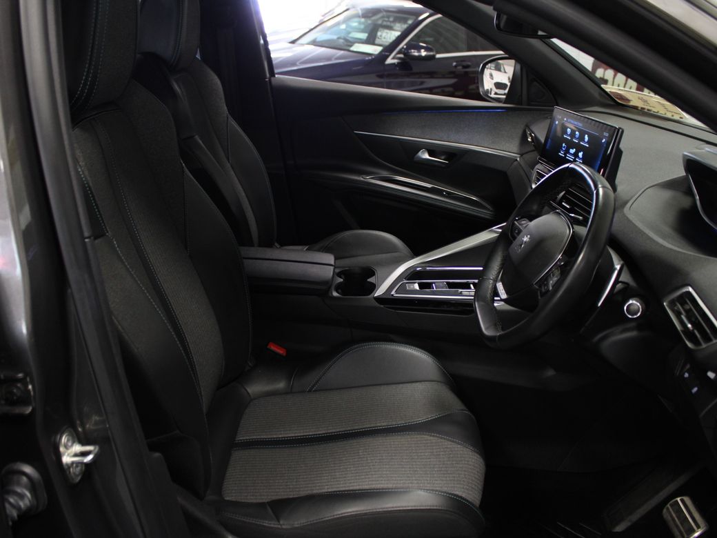 2023 Peugeot 3008
