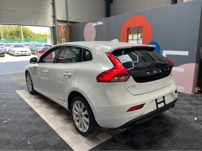 2015 Volvo V40