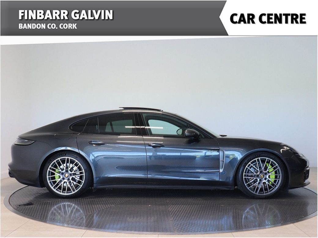 2023 Porsche Panamera