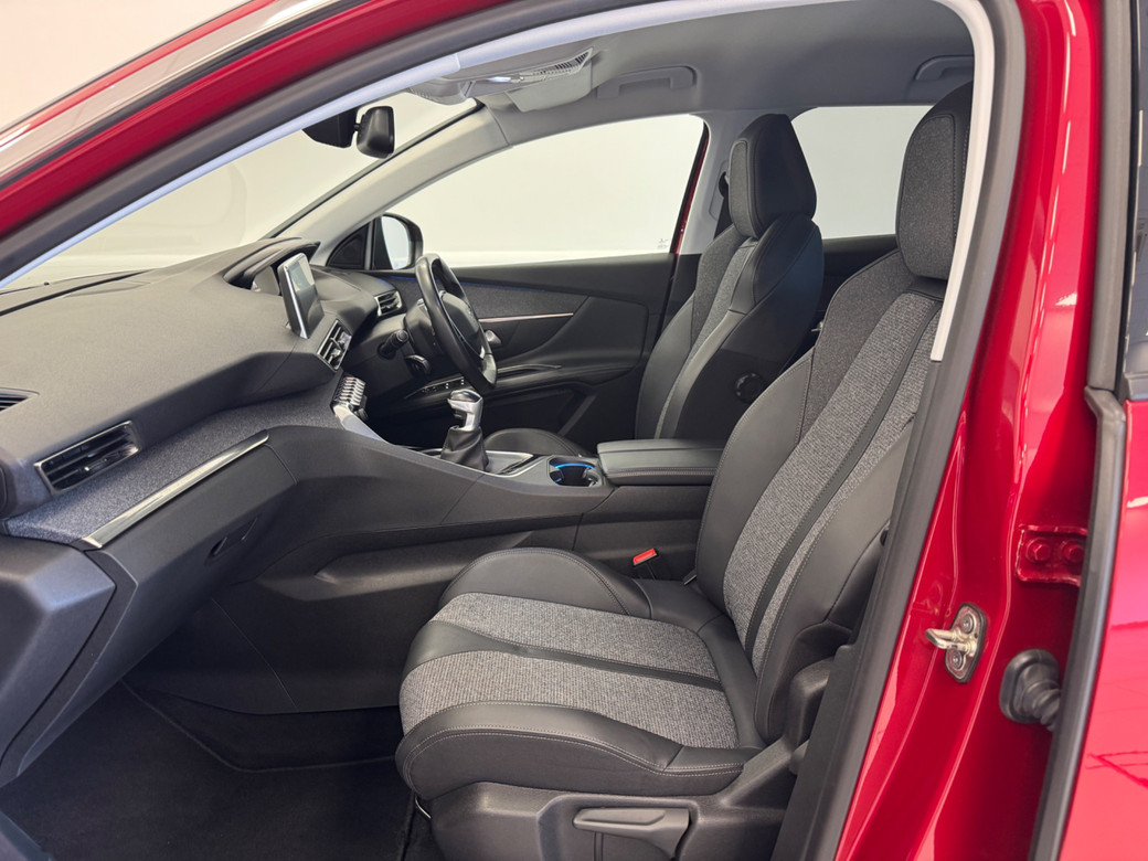 2020 Peugeot 3008