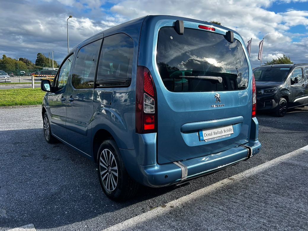 2017 Peugeot Partner Tepee