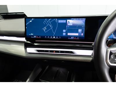 2024 BMW i5