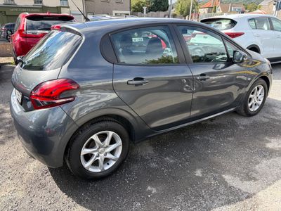 2017 Peugeot 208
