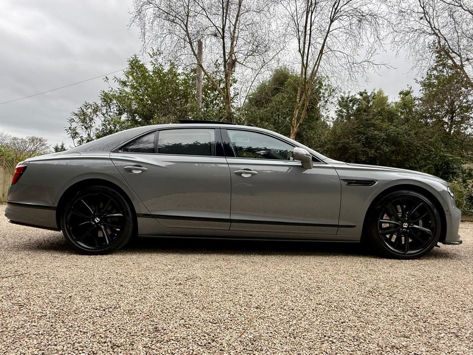 2024 Bentley Flying Spur