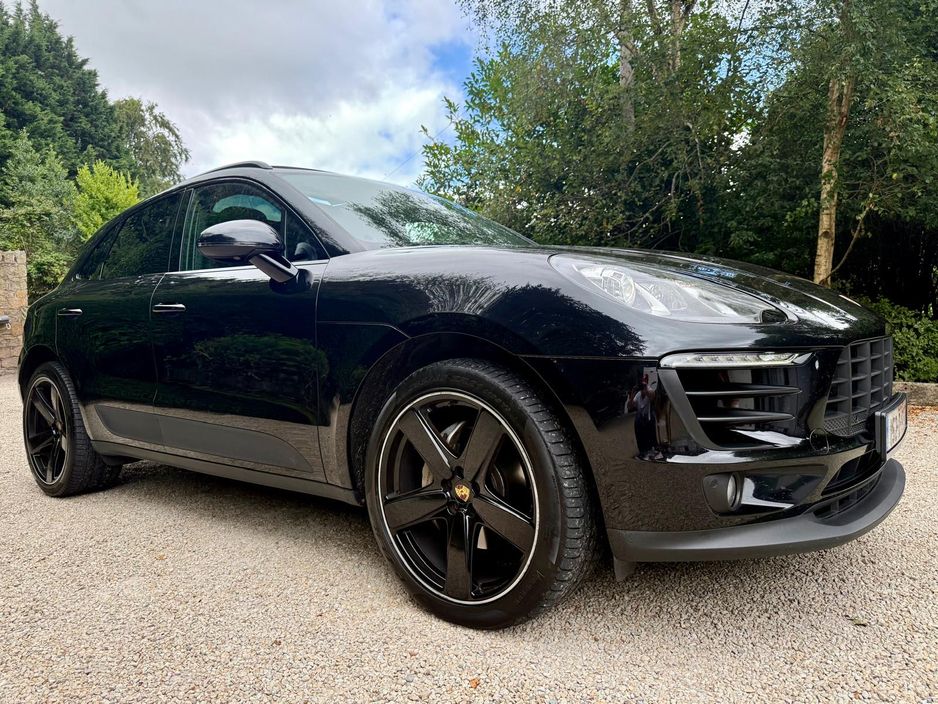 2015 Porsche Macan