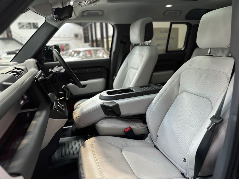 2026 Land Rover Defender