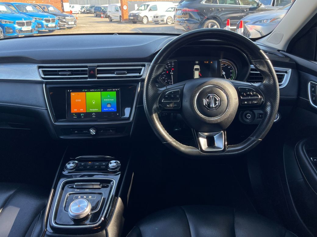 2022 MG 5