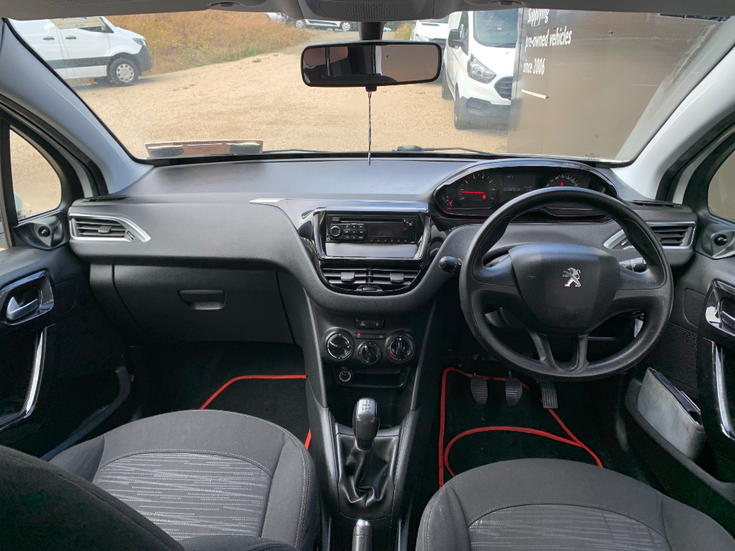 2013 Peugeot 208