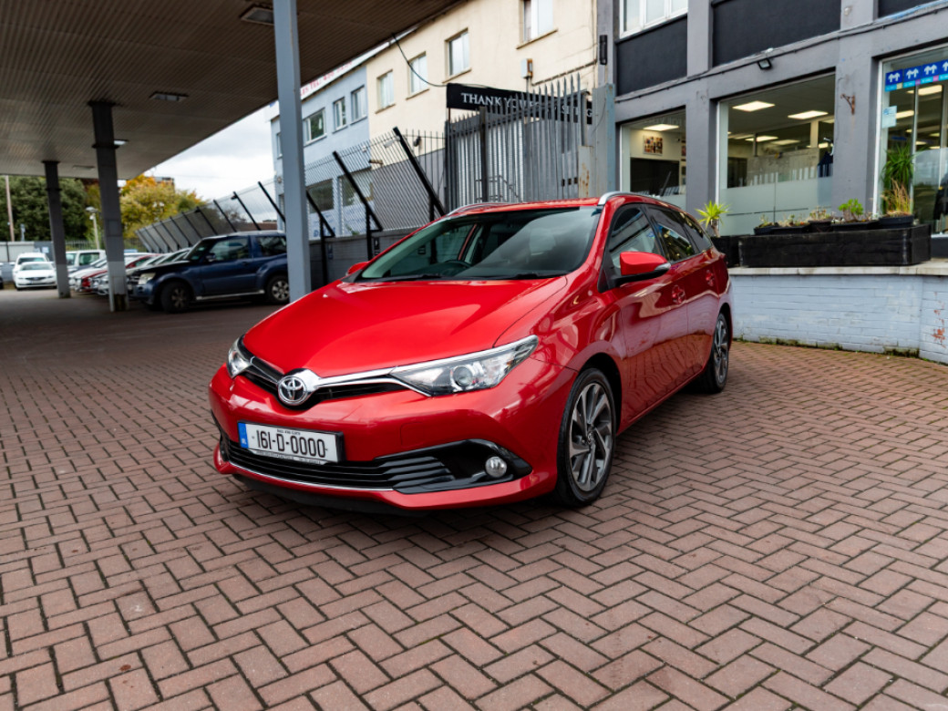 2016 Toyota Auris