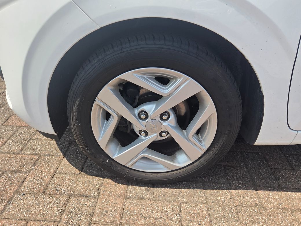 2023 Hyundai i10
