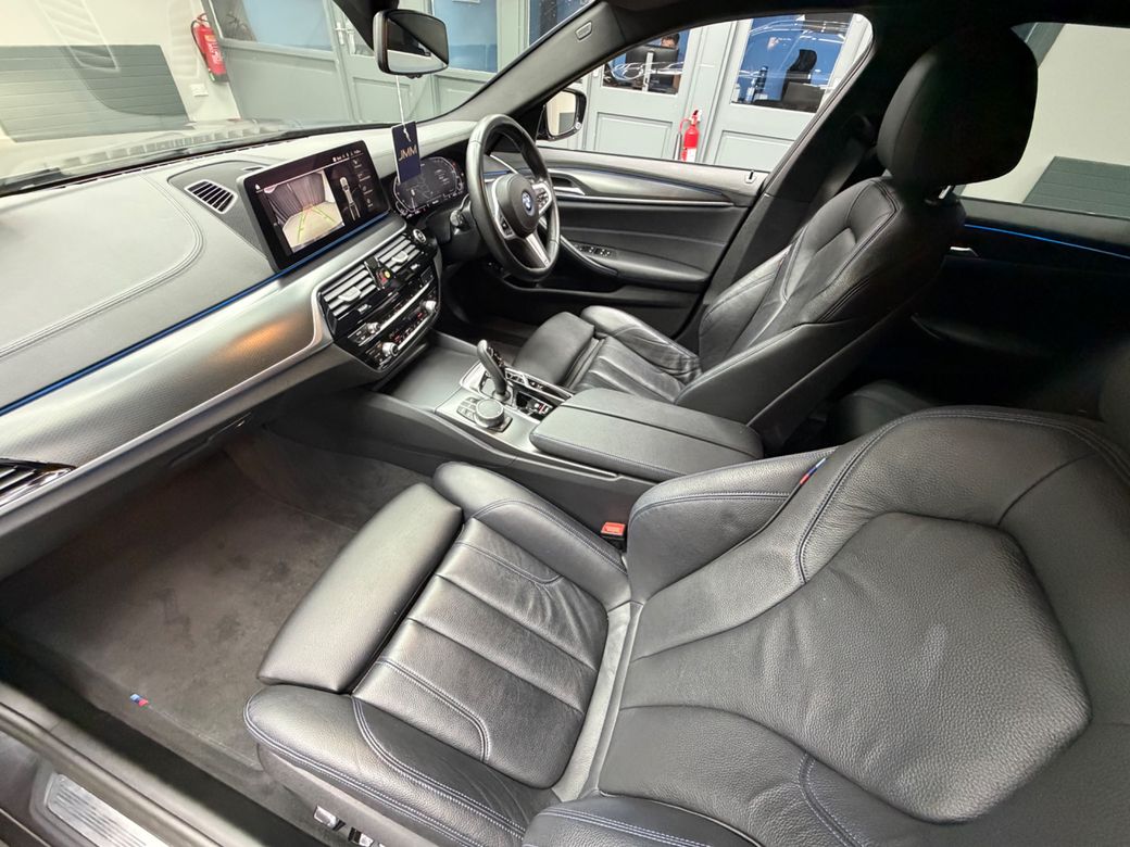 2022 BMW 5 Series