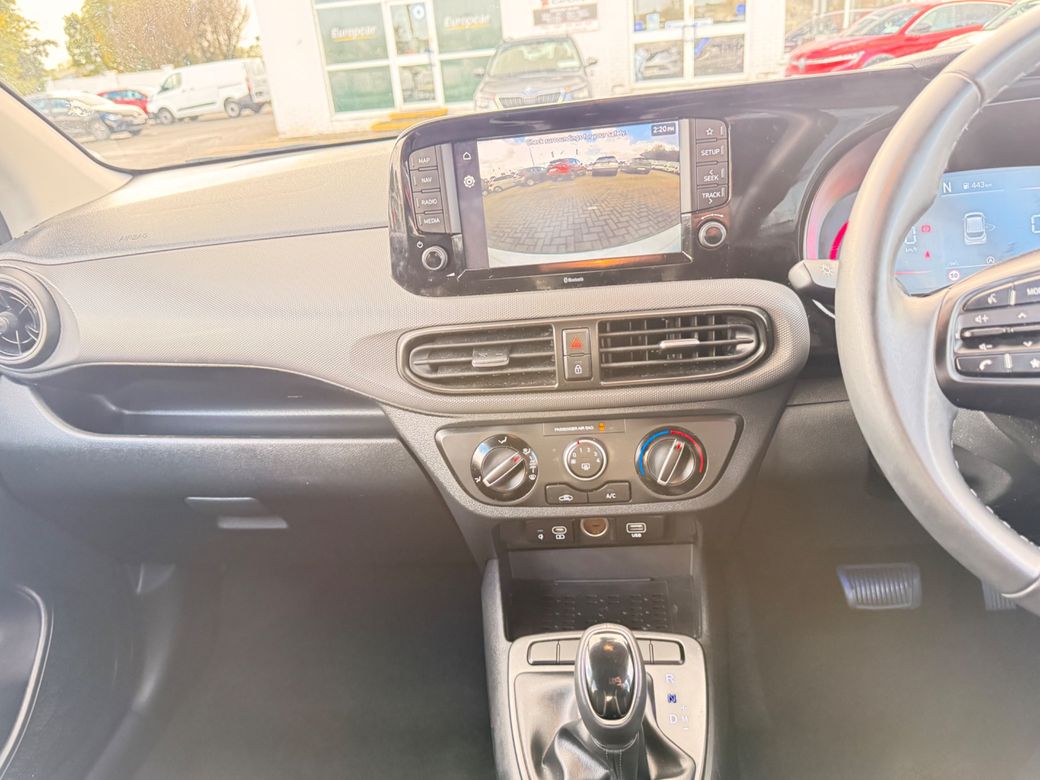 2025 Hyundai i10