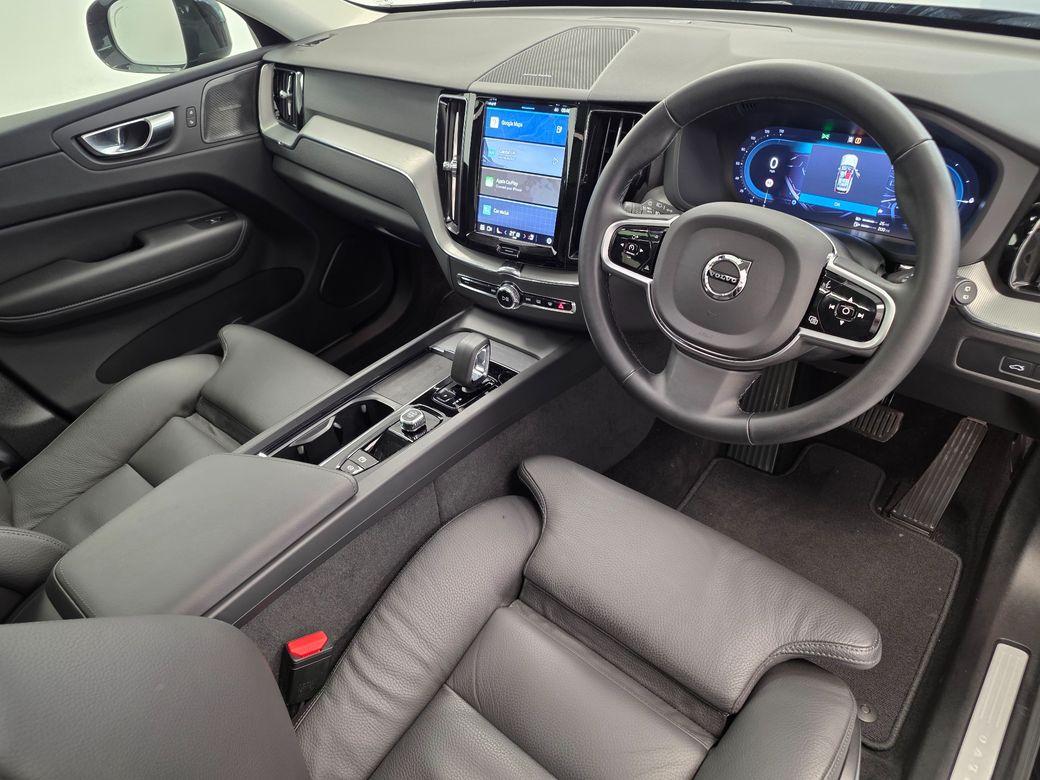 2025 Volvo XC60